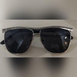 📣 FREE WITH PURCHASE📣 Rhinestone dark sunglasses